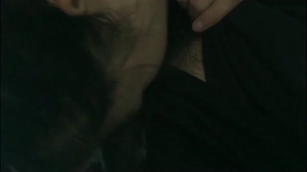 下班送女同事回家停在人来车往的路边口交 果然牛逼 女的口起来忘我境界 波波波的想个不停 高清无水印